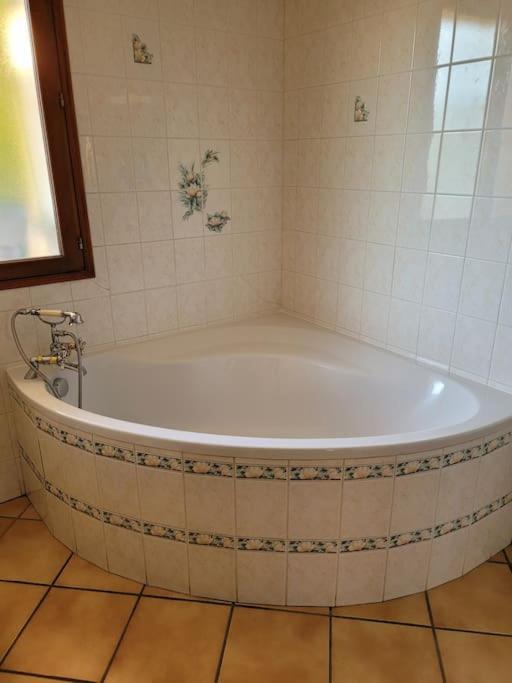 Grand Gites 6 Personnes Uriage Chamrousse Grenoble Revel  Esterno foto